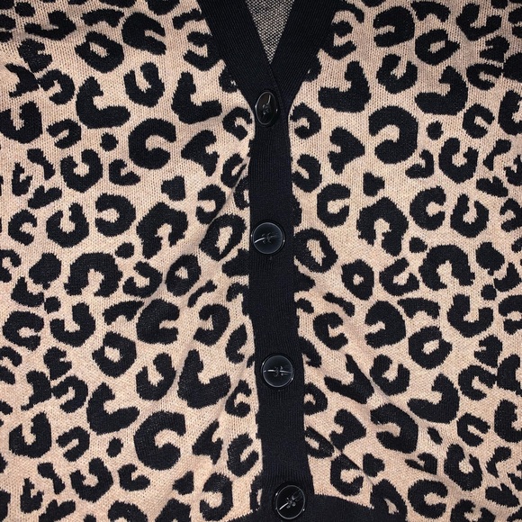 Leopard Print button up sweater - Picture 2 of 3